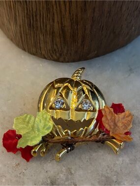 Avon Vintage Brooch, Gold Pumpkin with Silk  Multicolored Leaves, Crystal Eyes,